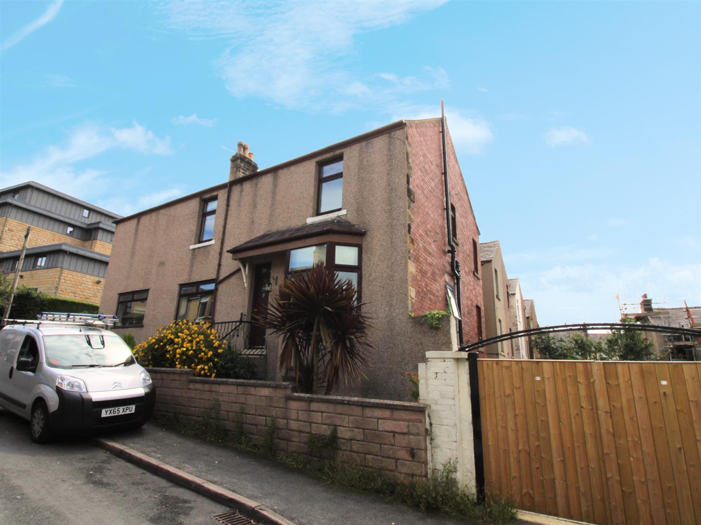 42 Brunton Road, Lancaster LA1 4UQ